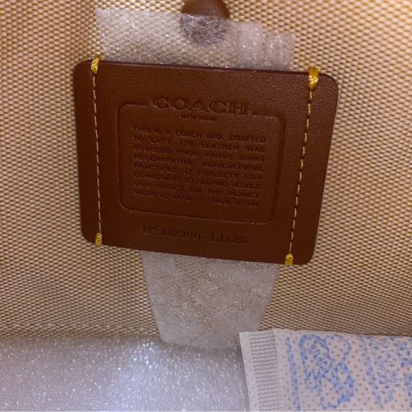 Coach leather small rogue purse New - Picture 10 of 14